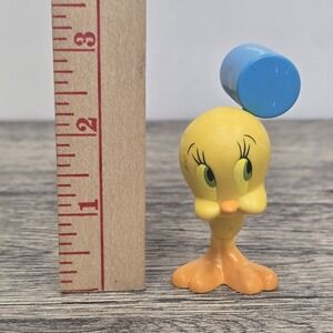 Vintage Tweety Bird Mallet PVC Toy Figure 1994 Warner Brothers Looney Tunes Tyco